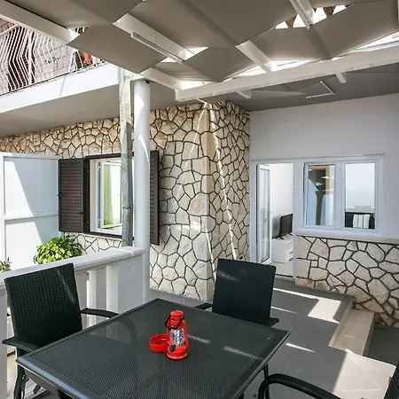 Διαμέρισμα Ivy *