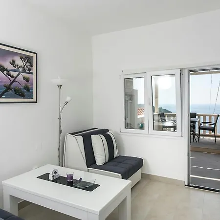 Ivy Διαμέρισμα *